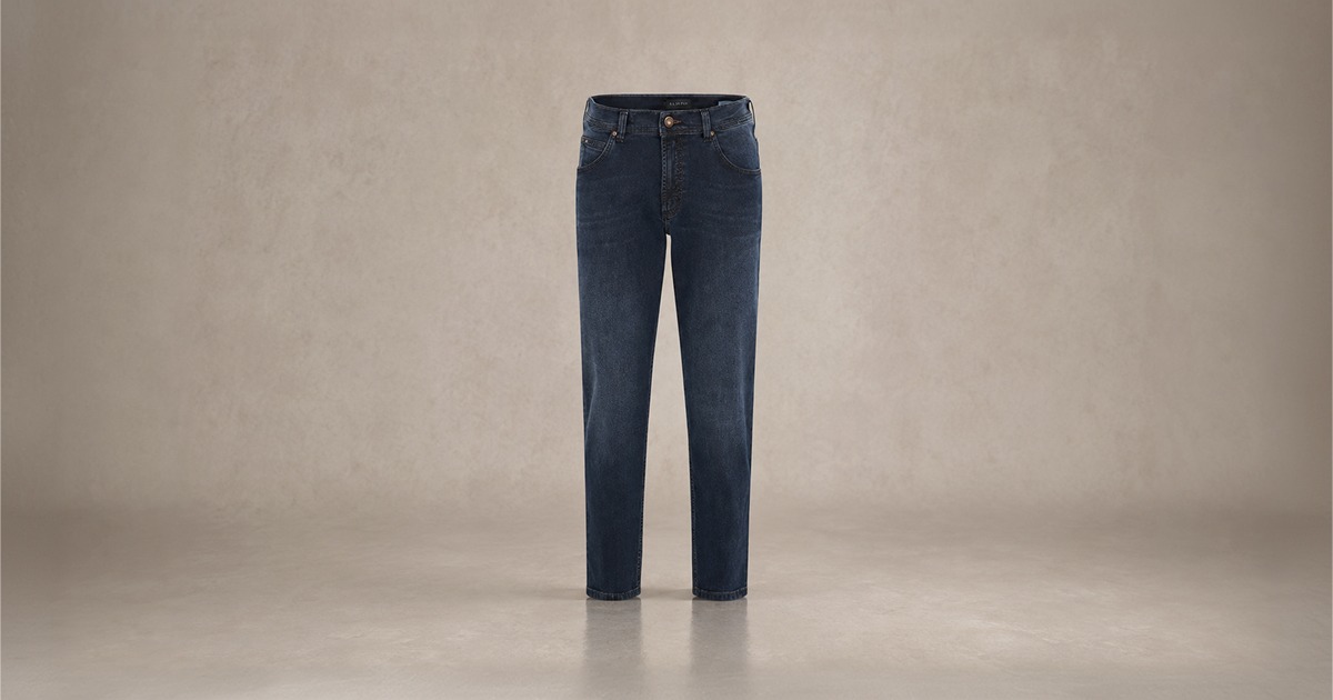 Straight Jeans