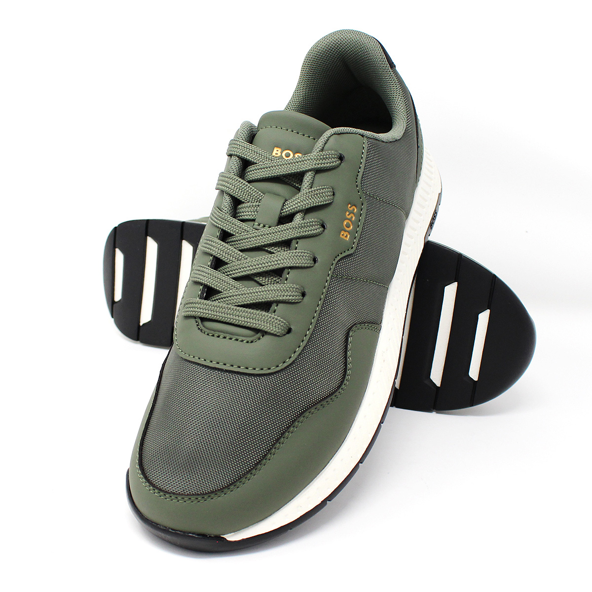 New boss trainers store