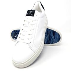 Gant Mc Julilen Trainer In White/Marine